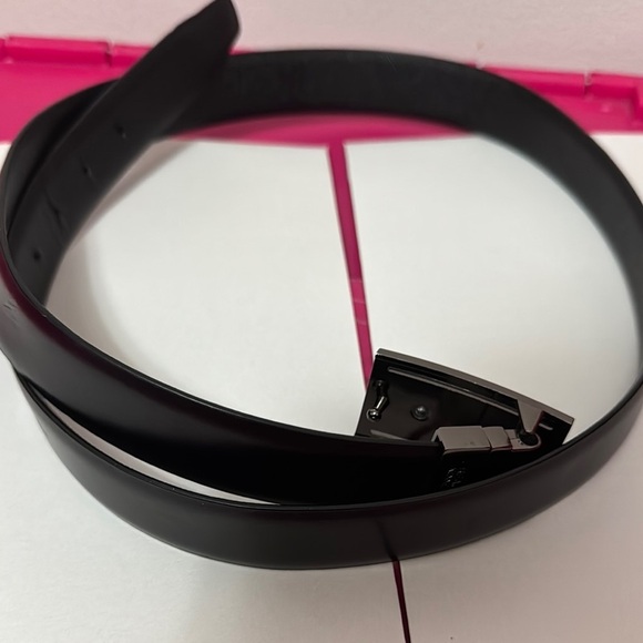 Kenneth Cole Reaction Black Faux Leather Belt - Picture 4 of 5